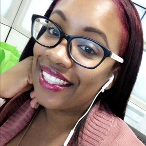 Meet your Posher, Britne